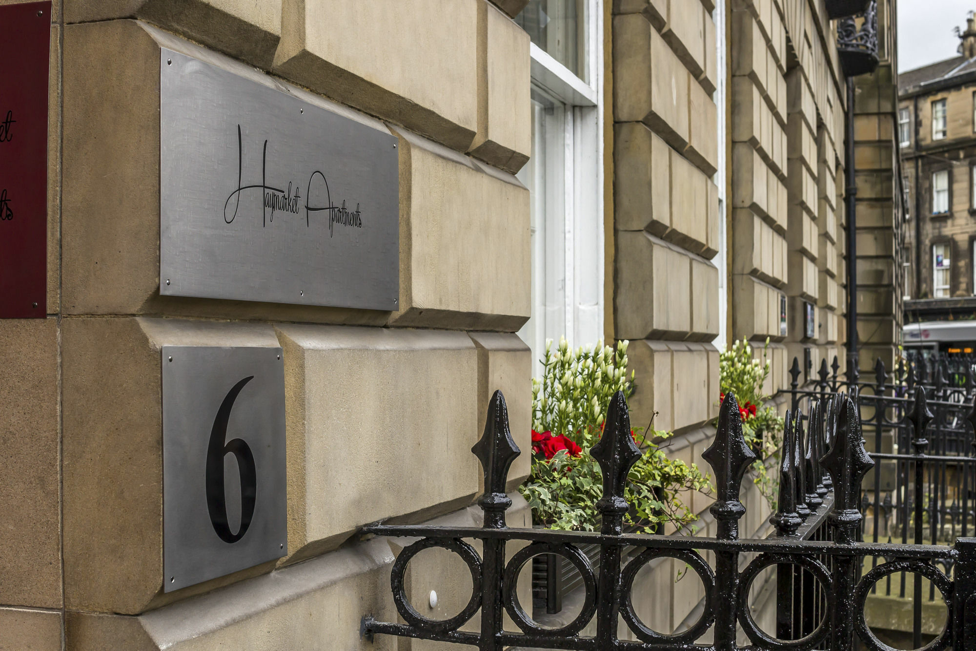 Haymarket Apartments Edinburgh Exterior foto
